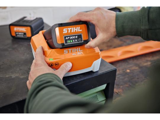 Stihl Lader Stihl AL 301 01