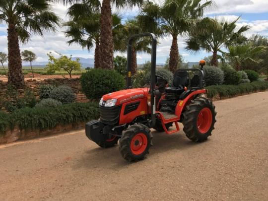 Kubota Compact tractor Kubota B1 serie 4