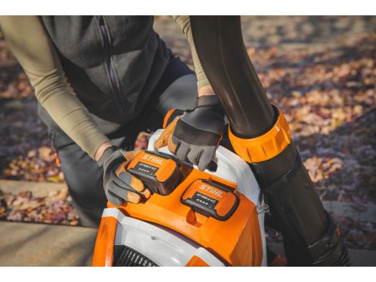 Stihl Accu Bladblazer Stihl BRA 600 B