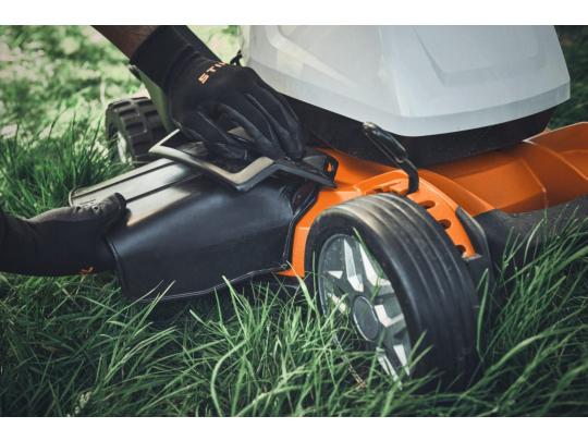 Stihl Accu Mulchmaaier Stihl RMA 7 RV